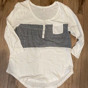 24/7 by Maurices top